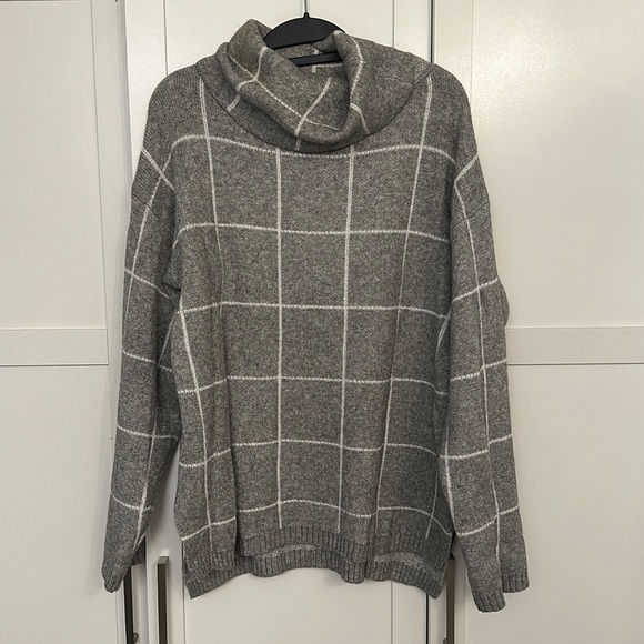 Block knit turtleneck - Picture 1 of 1